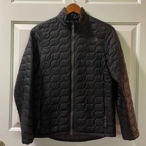 The North Face thermoball jacket. Size large 14/16